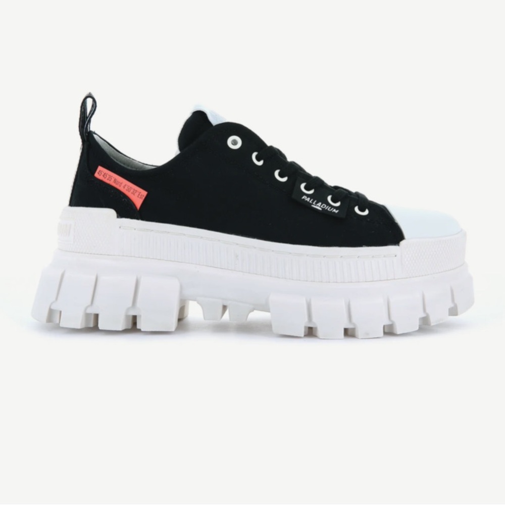 PALLADIUM REVOLT LO TX BLACK/MARSHMALLOW WHITE CANVAS SHOES SIZE 8 NEW IN BOX
